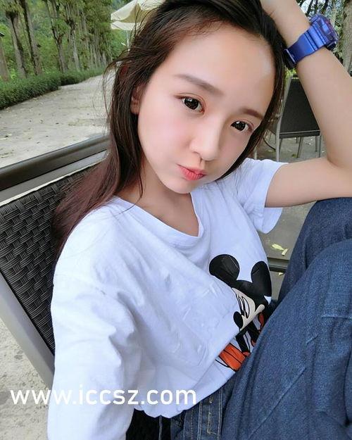 吃瓜女网红图片,揭秘吃瓜女网红的幕后故事